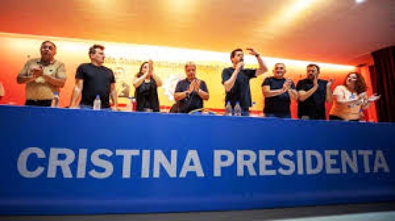 La mesa "Cristina Presidenta" ya funciona en distritos del GBA